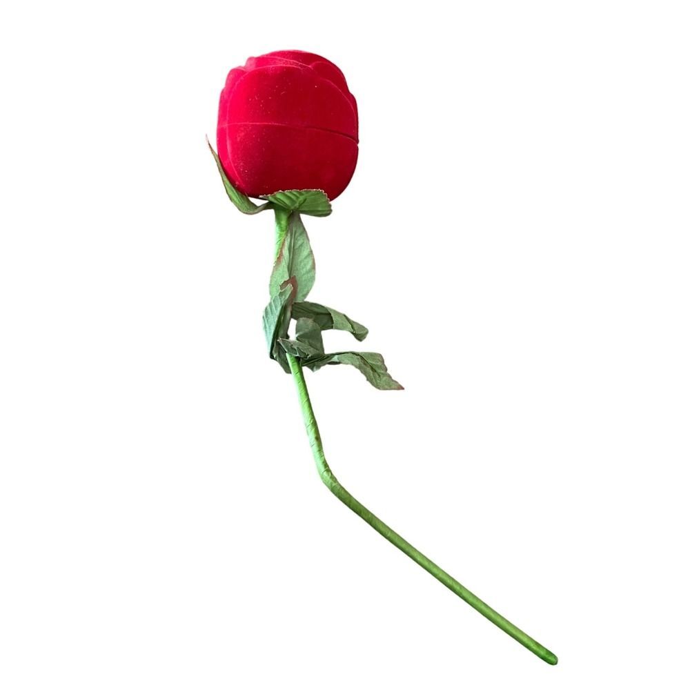 Avon Red Rose Velvet Ring Earring‎ Jewelry Box Valentine's Day Gift